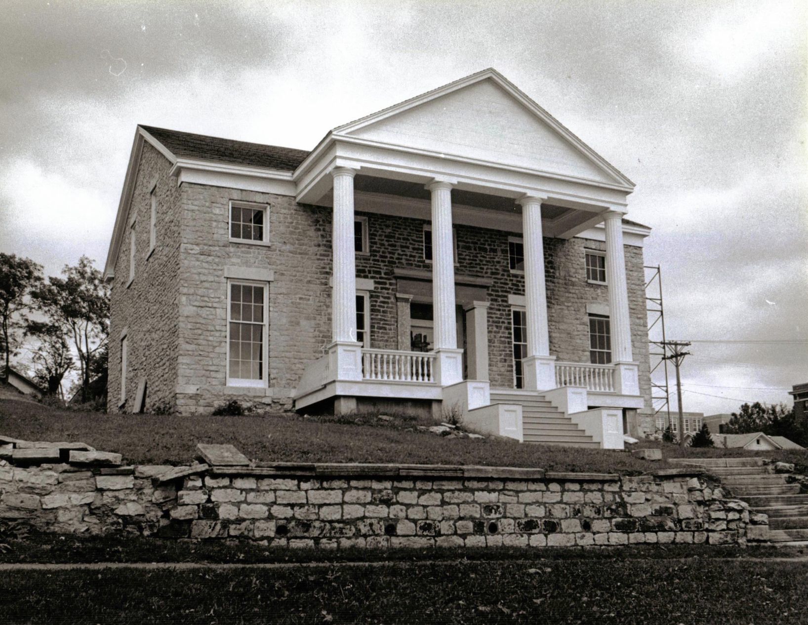 19871002 -- E.S. Barrows House